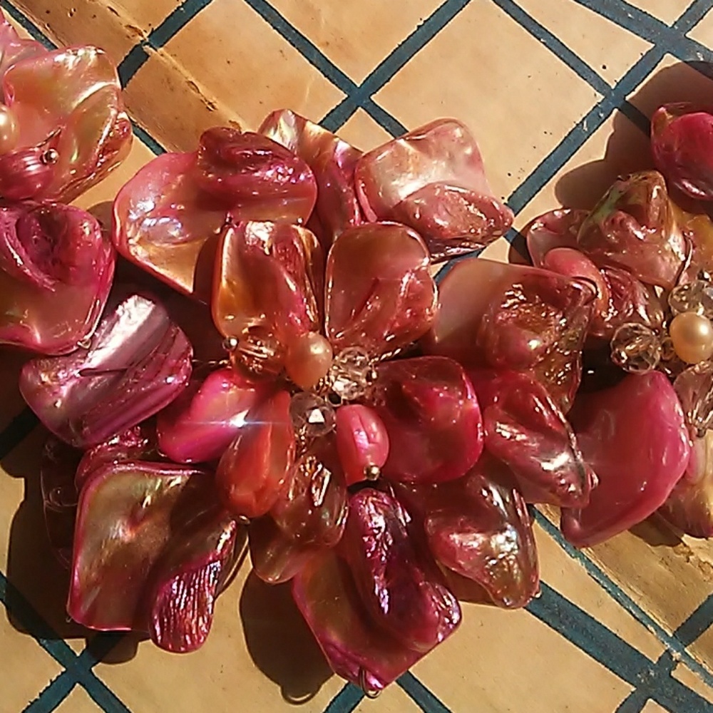 Shell Necklace - image 4